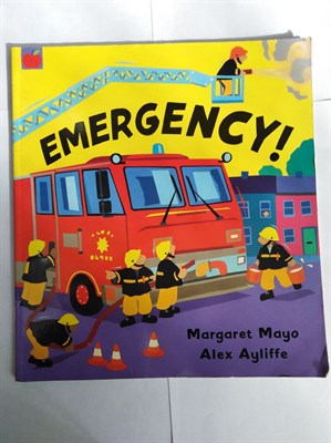 Emergency! (Awesome Engines) Paperback - фото 16446