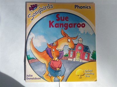 Oxford Reading Tree: Stage 5: Songbirds: Sue Kangaroo Paperback - фото 16453