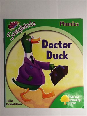 Oxford Reading Tree: Level 2: Songbirds: Doctor Duck Paperback 9780198466635 - фото 16483