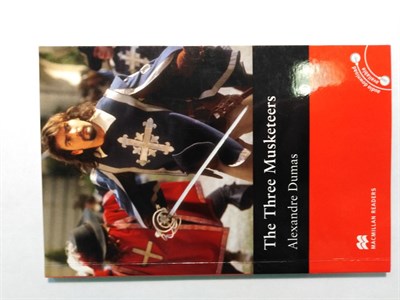 Macmillan Reader The Three Musketeers Beginner Paperback - фото 16518